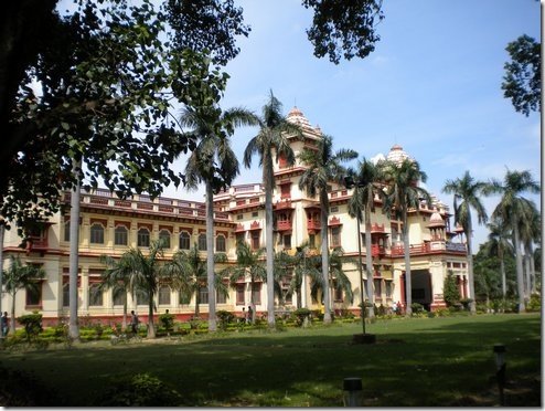 ספריית האוניברסיטה ההינדית בורנסי