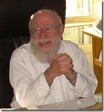 הרב דב ליאור, באדיבות ויקיפדיה