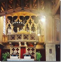 תוך הכנסייה